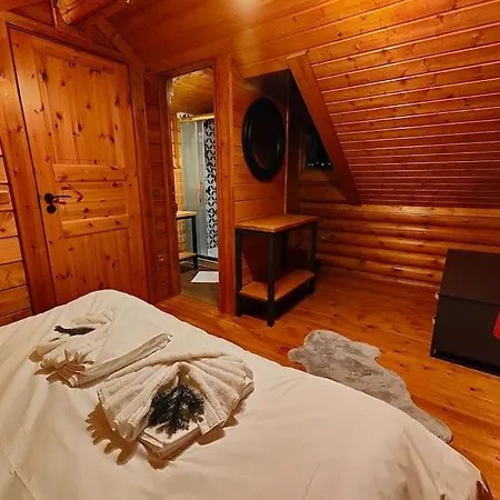 Orino Livadi Iii * 阿拉霍瓦