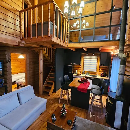 Orino Livadi Iii * 阿拉霍瓦